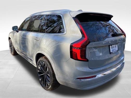 2026 Volvo XC90 Plug-In Hybrid T8 Ultra 7-Seater
