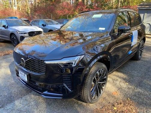 2026 Volvo XC90 B6 Ultra Dark Theme 6-Seater