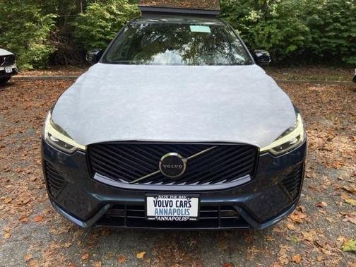 2026 Volvo XC60 B5 Plus