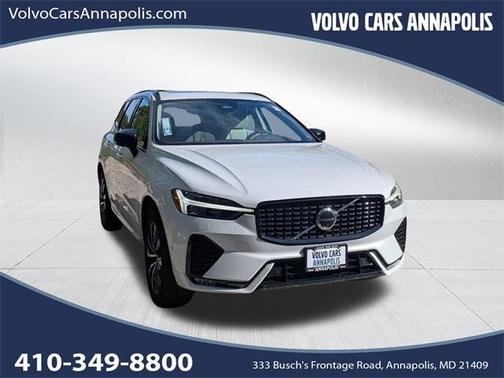 2023 Volvo XC60 B5 Plus Dark Theme