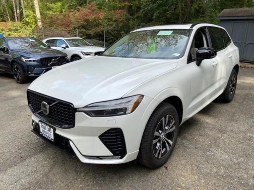 2025 Volvo XC60 B5 Core