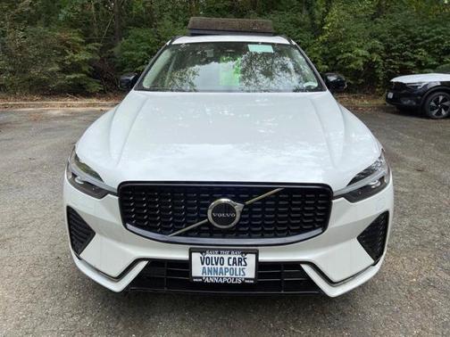 2025 Volvo XC60 B5 Core