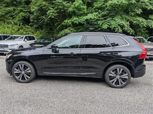 2022 Volvo XC60 Recharge Plug-In Hybrid T8 Inscription Extended Range