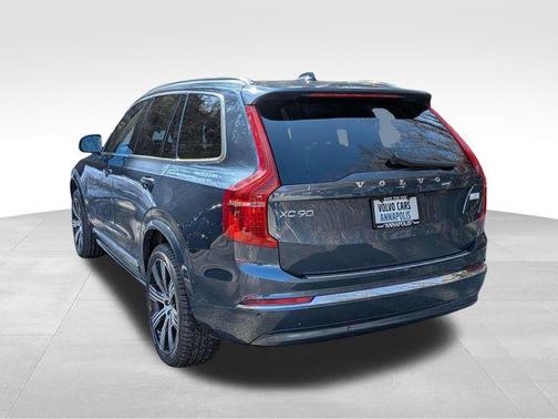 2023 Volvo XC90 Recharge Plug-In Hybrid T8 Plus Bright Theme 7 Passenger
