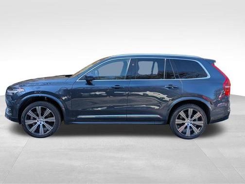 2023 Volvo XC90 Recharge Plug-In Hybrid T8 Plus Bright Theme 7 Passenger