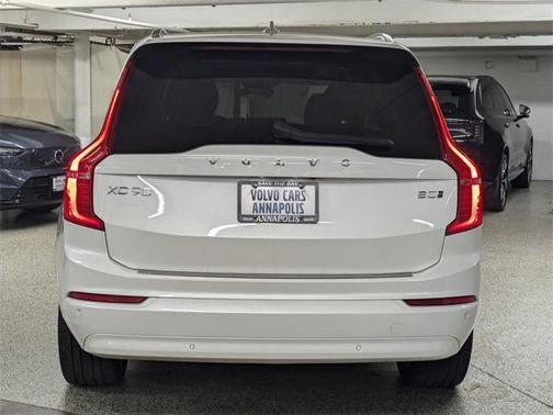 2023 Volvo XC90 B5 Core