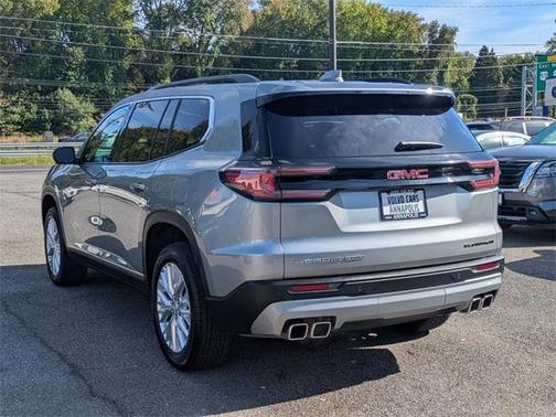 2024 GMC Acadia Elevation
