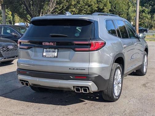 2024 GMC Acadia Elevation