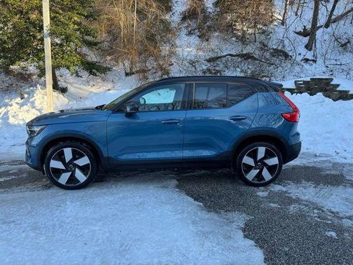 2023 Volvo XC40 Recharge Pure Electric Twin Ultimate