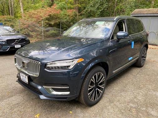 2025 Volvo XC90 Plug-In Hybrid T8 Plus 7-Seater