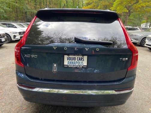 2025 Volvo XC90 Plug-In Hybrid T8 Plus 7-Seater