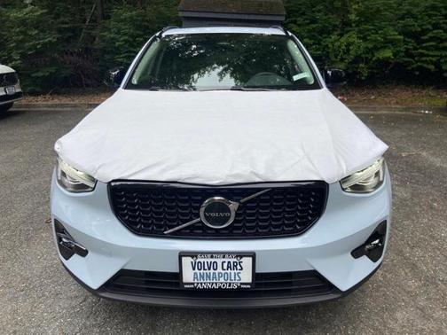 2026 Volvo XC40