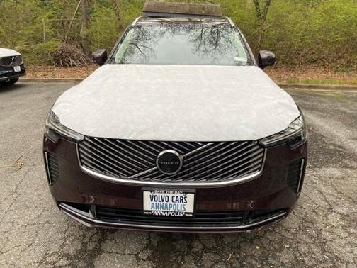 2025 Volvo XC90 Plug-In Hybrid T8 Plus 6-Seater
