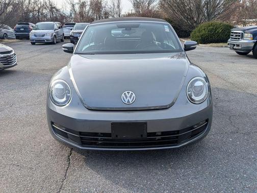 2016 Volkswagen Beetle 1.8T SEL