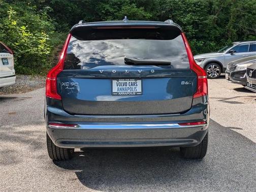 2024 Volvo XC90 B6 Ultimate Bright Theme 7-Seater