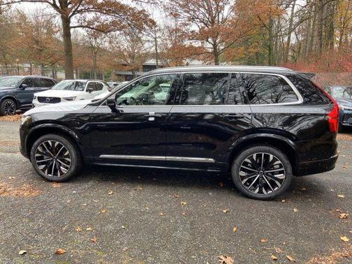 2026 Volvo XC90 B6 Plus 7-Seater