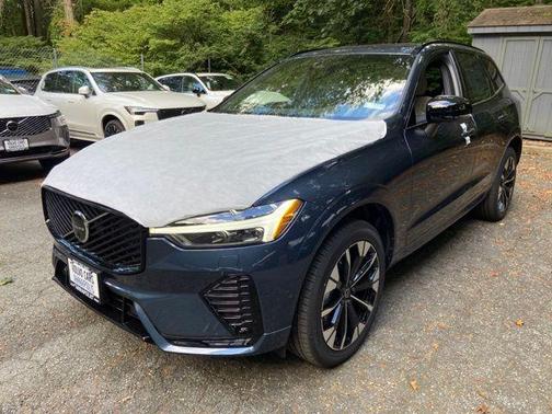 2026 Volvo XC60 B5 Plus