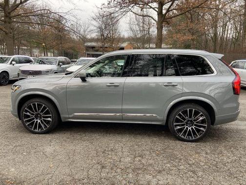 2026 Volvo XC90 B6 Ultra 7-Seater