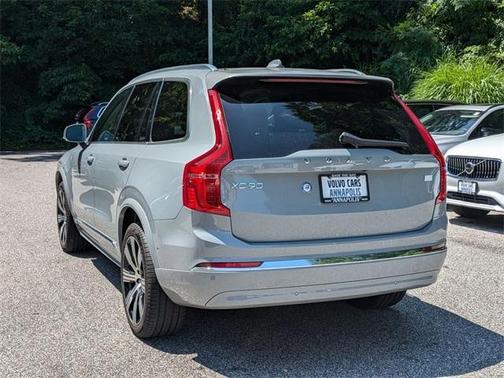 2024 Volvo XC90 Recharge Plug-In Hybrid T8 Plus 6 Passenger