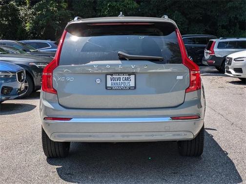2024 Volvo XC90 Recharge Plug-In Hybrid T8 Plus 6 Passenger