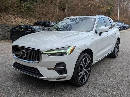 2022 Volvo XC60 Recharge Plug-In Hybrid T8 Inscription