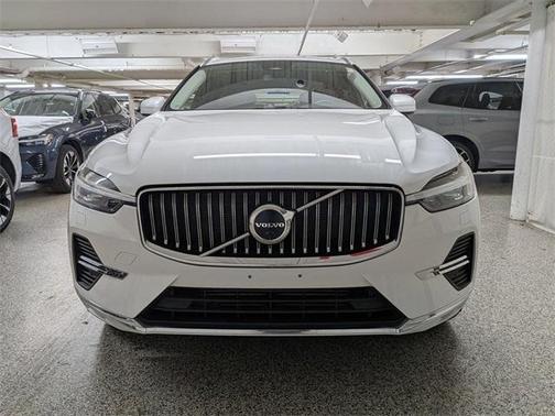 2022 Volvo XC60 Recharge Plug-In Hybrid T8 Inscription