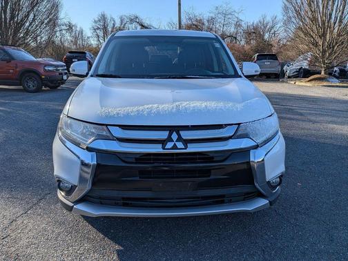 2016 Mitsubishi Outlander ES