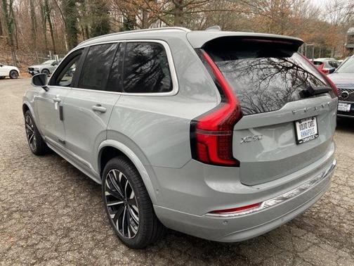 2026 Volvo XC90 B6 Plus 7-Seater
