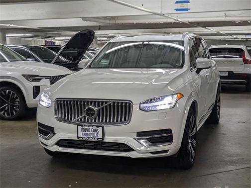 2024 Volvo XC90 Recharge Plug-In Hybrid T8 Plus Bright Theme 7 Passenger