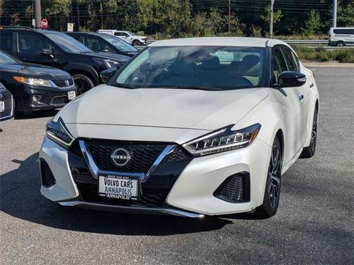 2023 Nissan Maxima SV