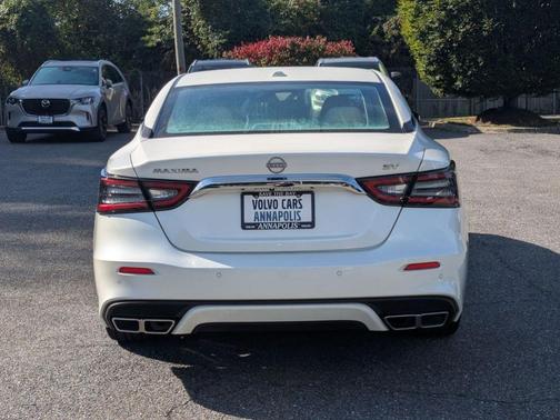 2023 Nissan Maxima SV