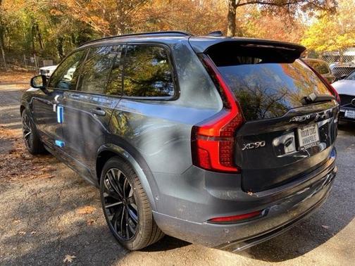 2026 Volvo XC90 B6 Ultra Dark Theme 7-Seater
