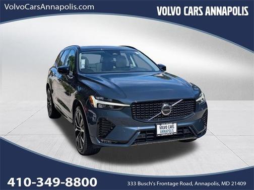2023 Volvo XC60 B5 Plus Dark Theme