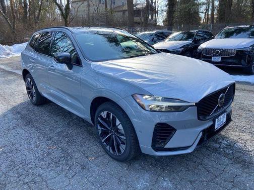 2026 Volvo XC60 Plug-In Hybrid T8 Plus