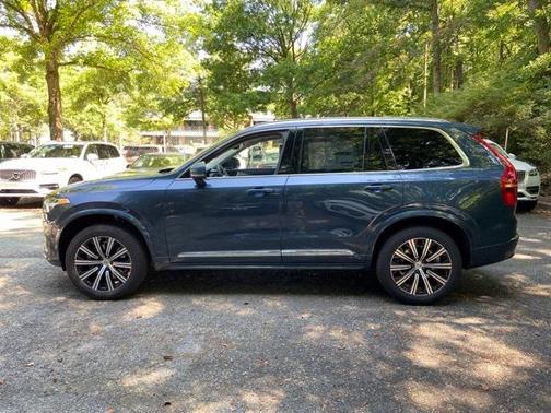 2025 Volvo XC90 B6 Plus 6-Seater