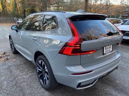 2026 Volvo XC60 B5 Ultra