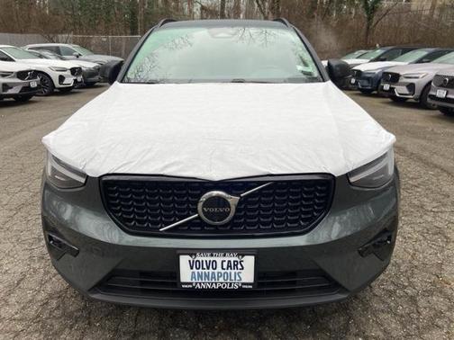 2026 Volvo XC40 B5 Ultra