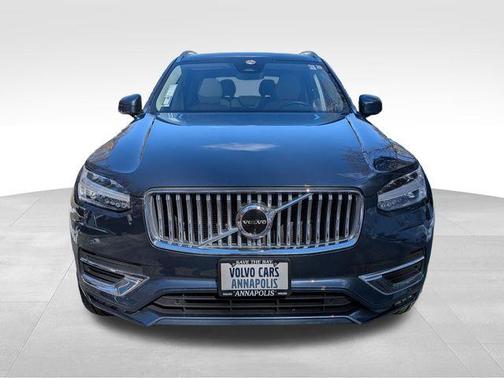 2023 Volvo XC90 B6 Plus 7-Seater