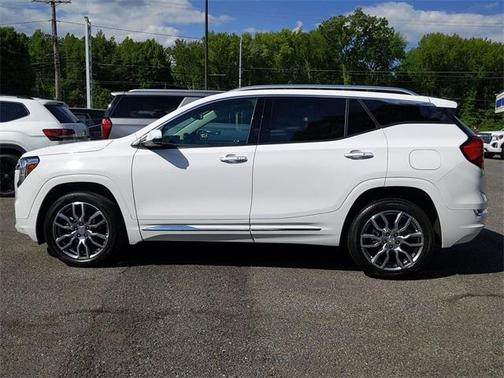 2023 GMC Terrain Denali