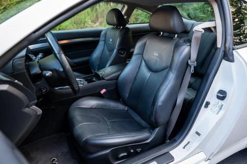 2010 INFINITI G37 Journey