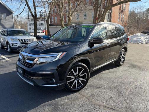 2020 Honda Pilot Touring 8-Passenger