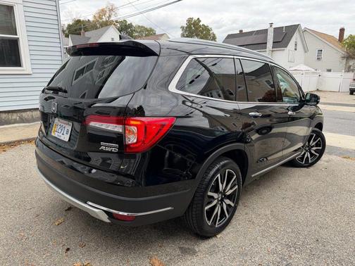 2020 Honda Pilot Touring 8-Passenger