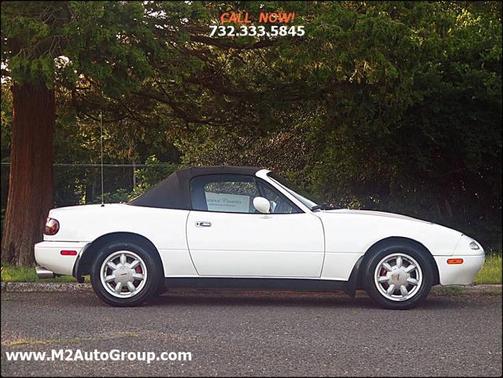 1991 Mazda MX-5 Miata Base 2dr Convertible
