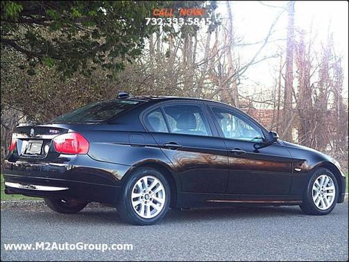 2006 BMW 325 325i 4dr Sedan