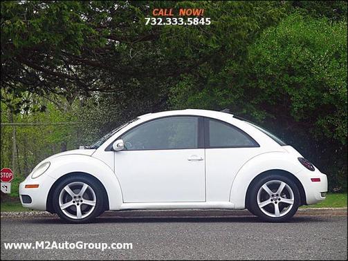 2010 Volkswagen New Beetle 2.5L