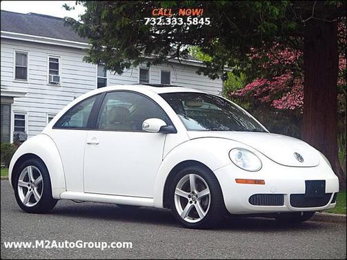 2010 Volkswagen New Beetle 2.5L