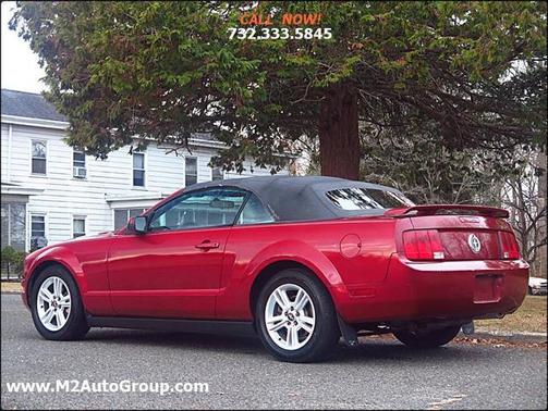 2006 Ford Mustang Premium