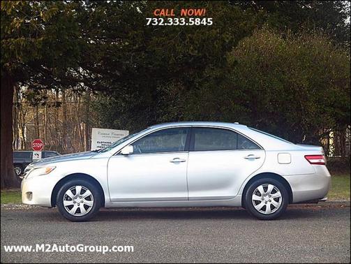 2010 Toyota Camry LE