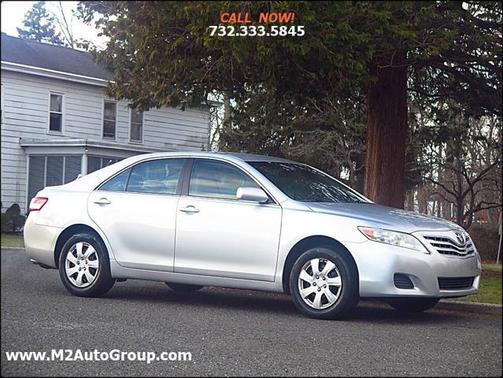 2010 Toyota Camry LE