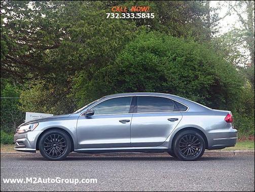 2017 Volkswagen Passat 1.8T SE